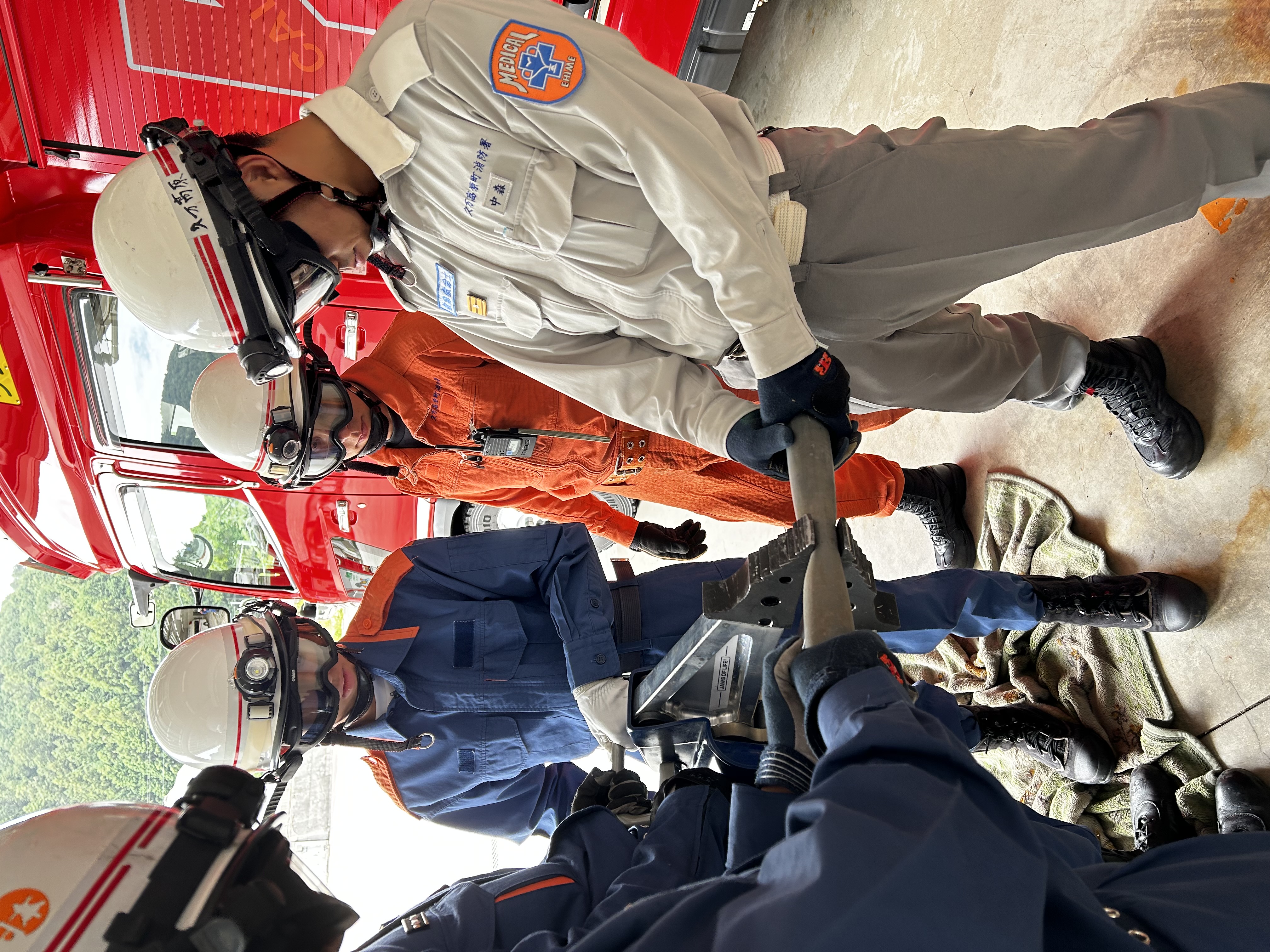 救助訓練：大型油圧資器材の取扱