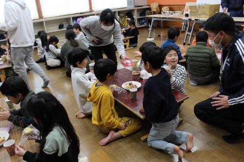 試食４